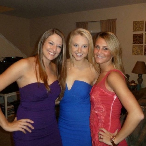 Free People Red Netted Dress with beading detail - Picture 4 of 10